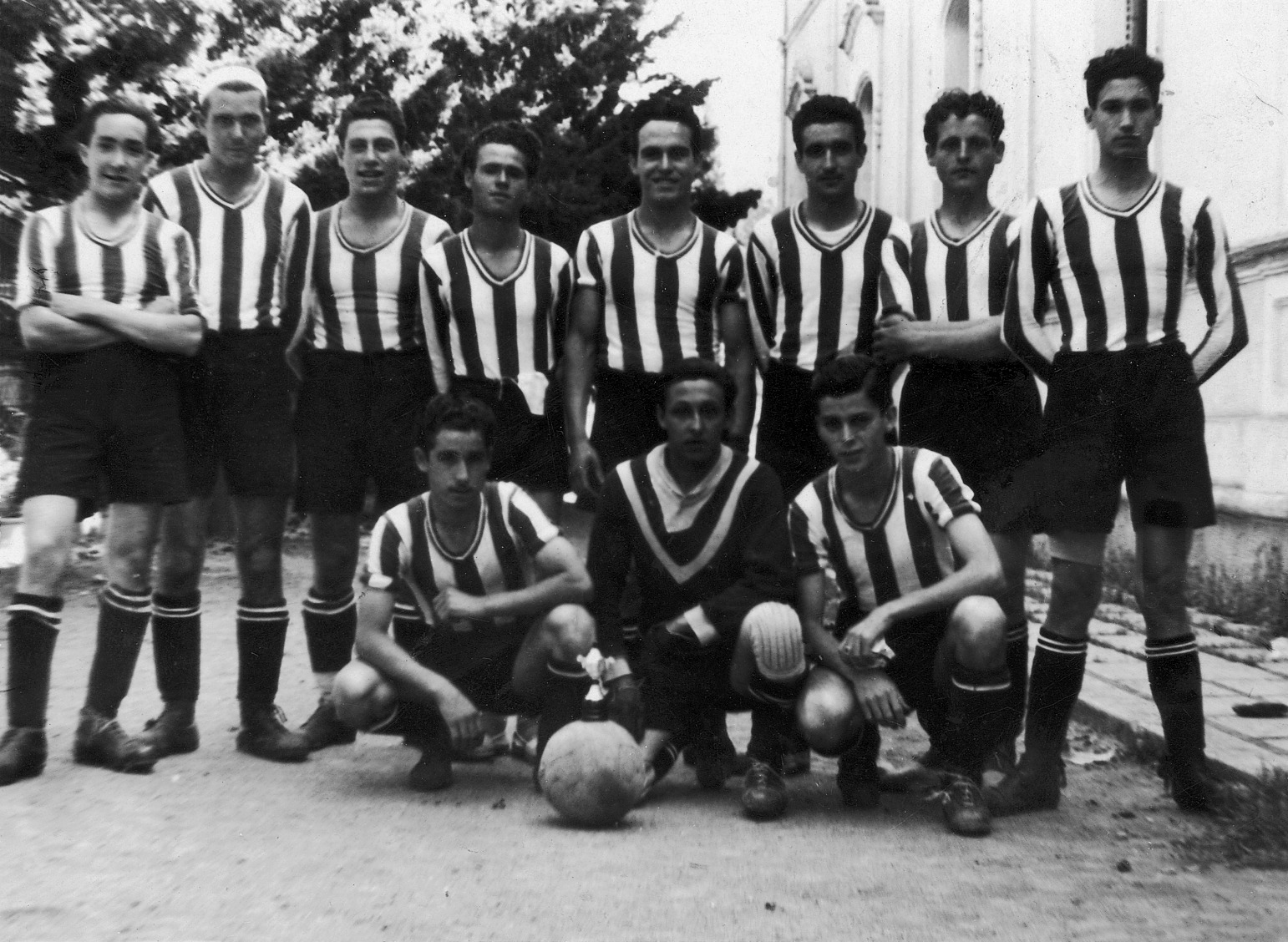 Equip de futbol de la penya Los Colonos